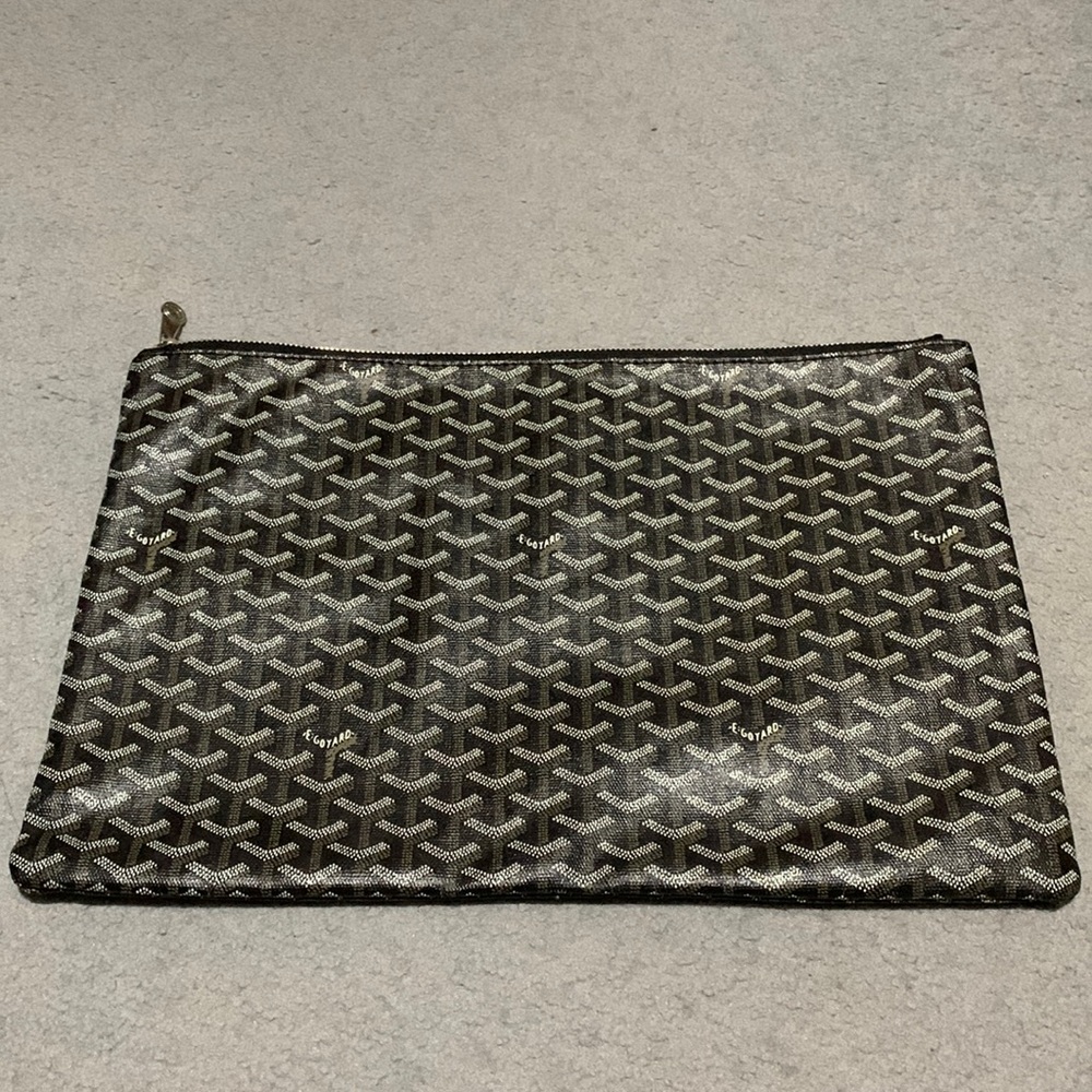 Goyard Senat GM Pouch - Authentic - Picture 1 of 8